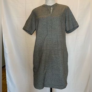 Banana Republic gray dress with pockets NEW WITH TAG size 6